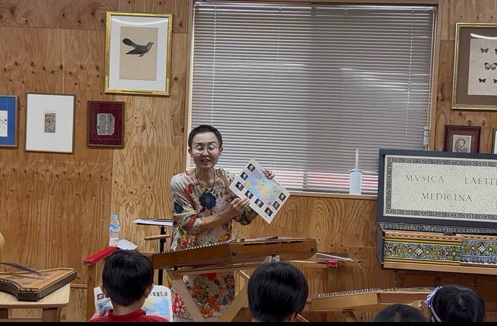 ハンマーダルシマーを使って世界一周音楽の旅レクチャーコンサート